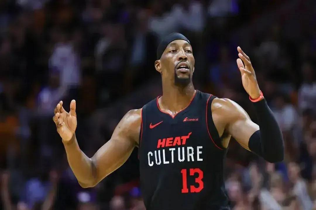 刷新纪录引发热议!,巴特勒在C9比赛中重返赛场热度持续攀升 刷新纪录引发热议!,巴特勒在C9比赛中重返赛场热度持续攀升