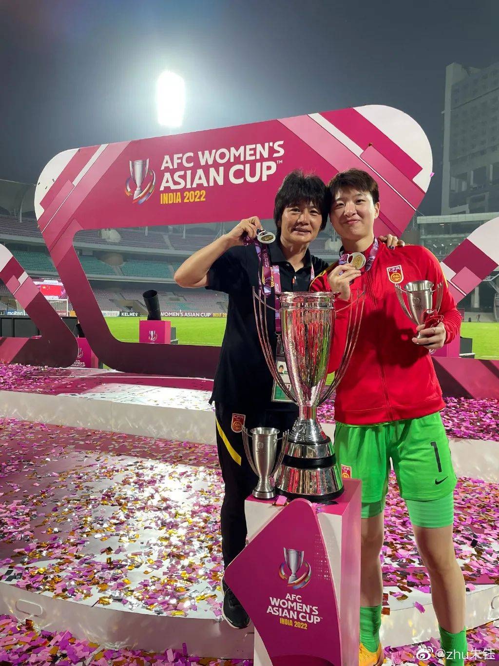 关于赛地聚焦：亚洲杯赛后热度飙升，武汉三镇官宣签约，媒体盛赞，数据层面出现新趋势的信息