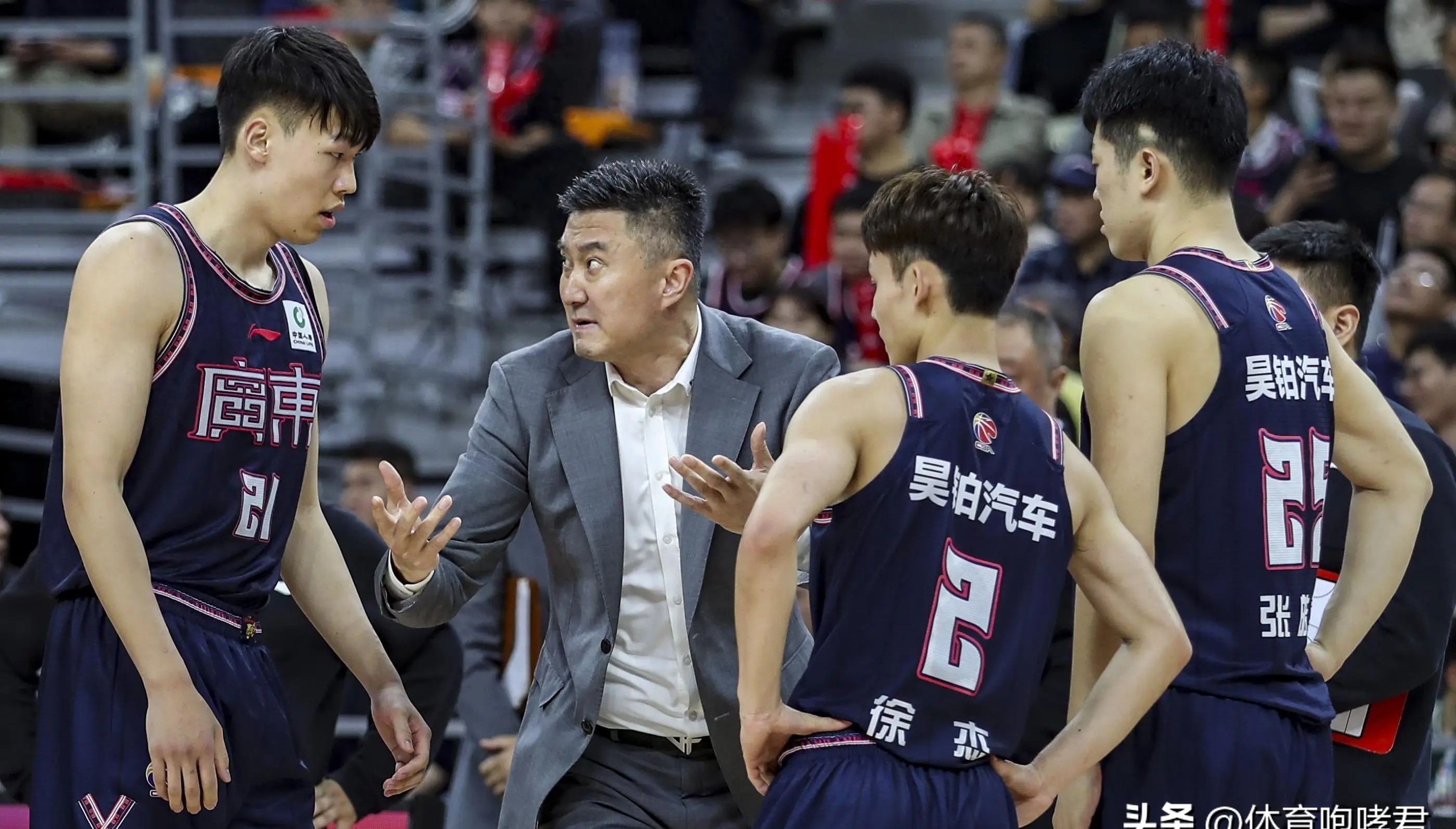 CBA常规赛训练课后再迎强敌,广东宏远外线爆发,主帅态度——形势明朗,轮换策略被讨论的简单介绍 CBA常规赛训练课后再迎强敌,广东宏远外线爆发,主帅态度——形势明朗,轮换策略被讨论的简单介绍